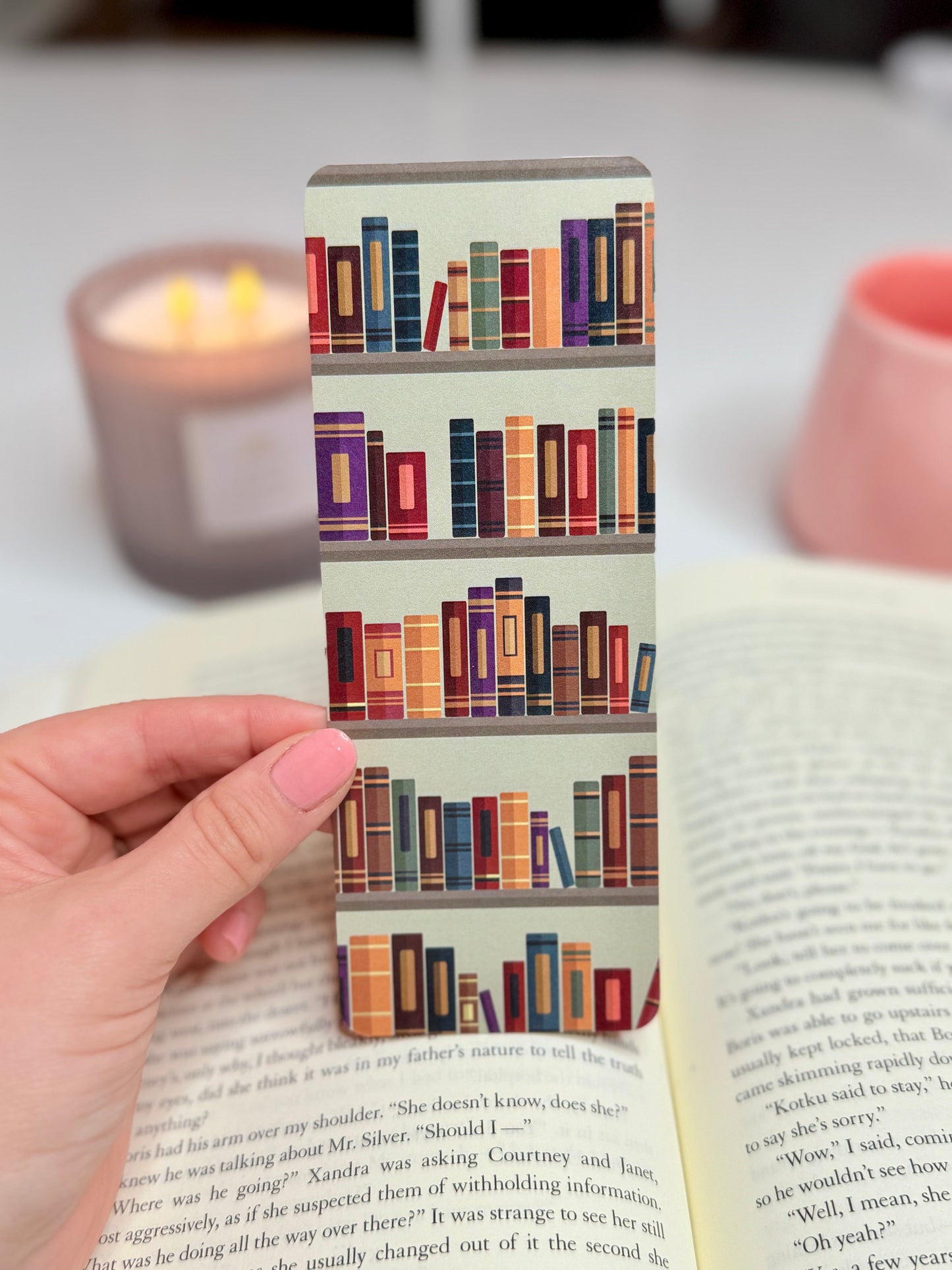 Bookshelf Bookmark