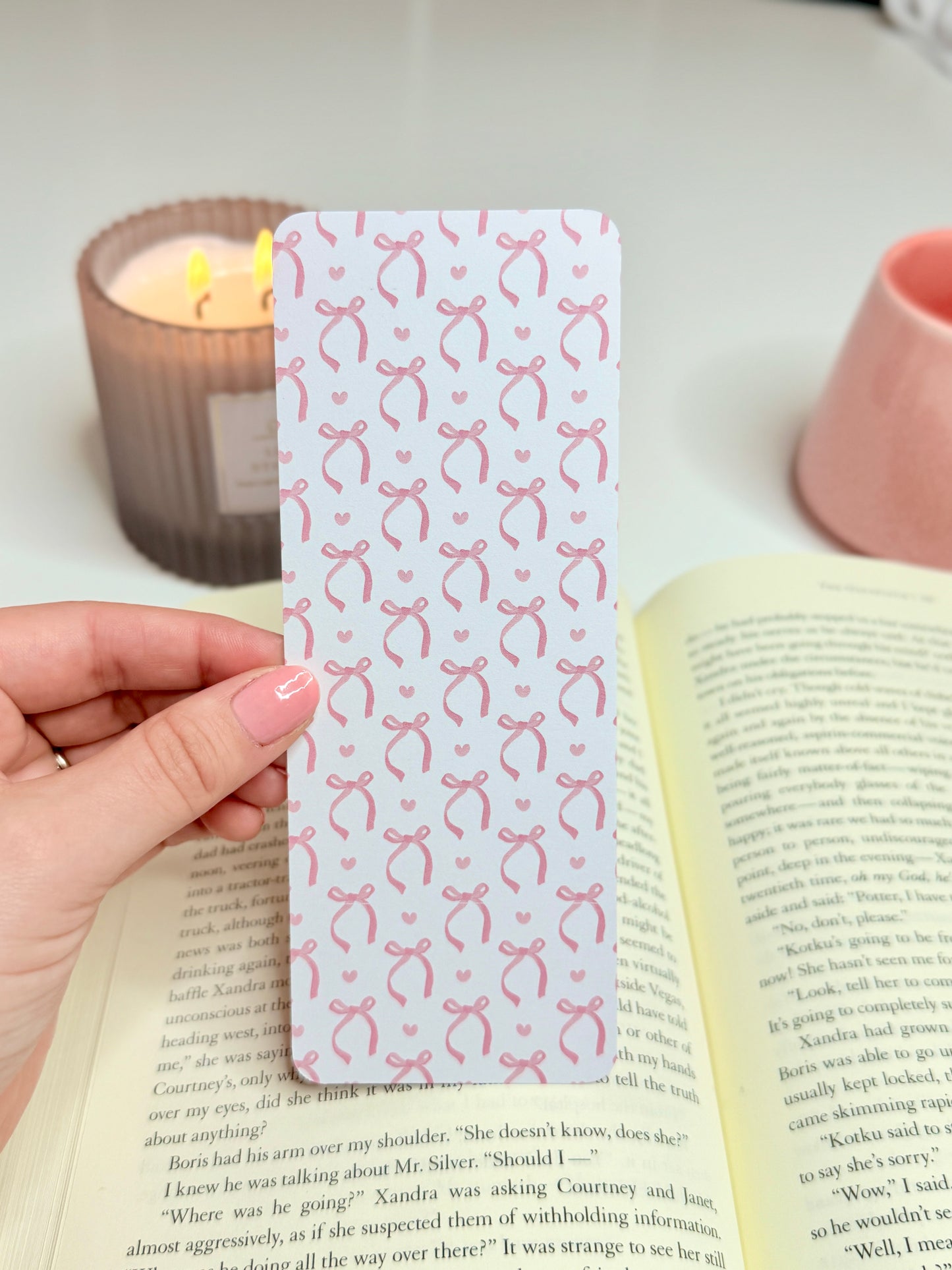 Delicate Bow Bookmark